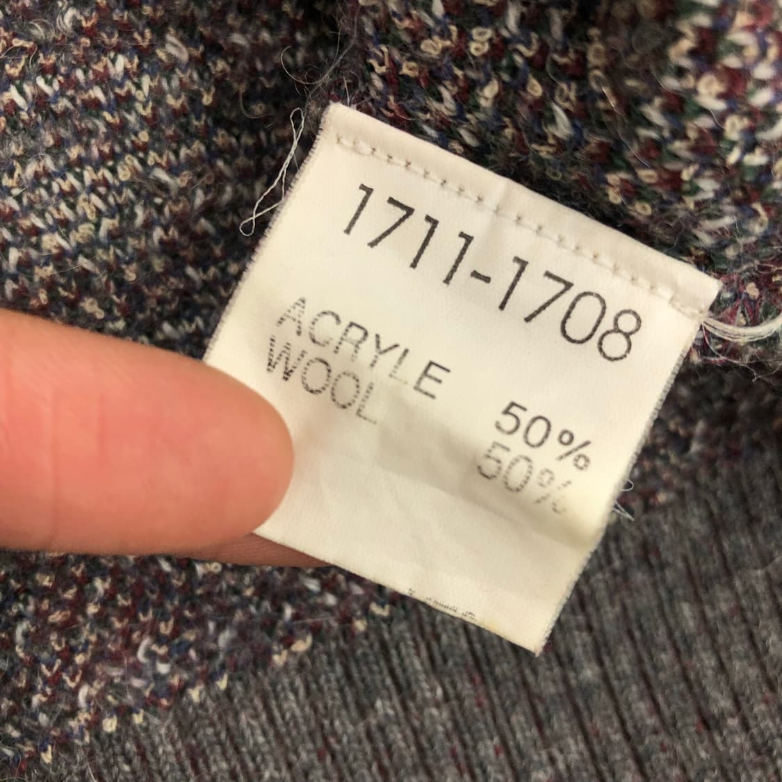 미쏘니 울 멀티컬러 패턴 니트 상품이미지5