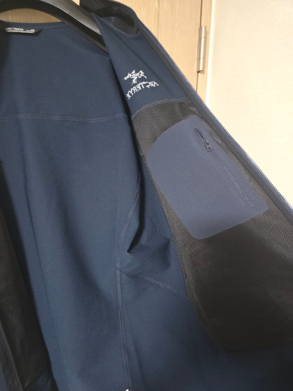 아크테렉스 GAMMA LT HOODY 바람막이 상품이미지5