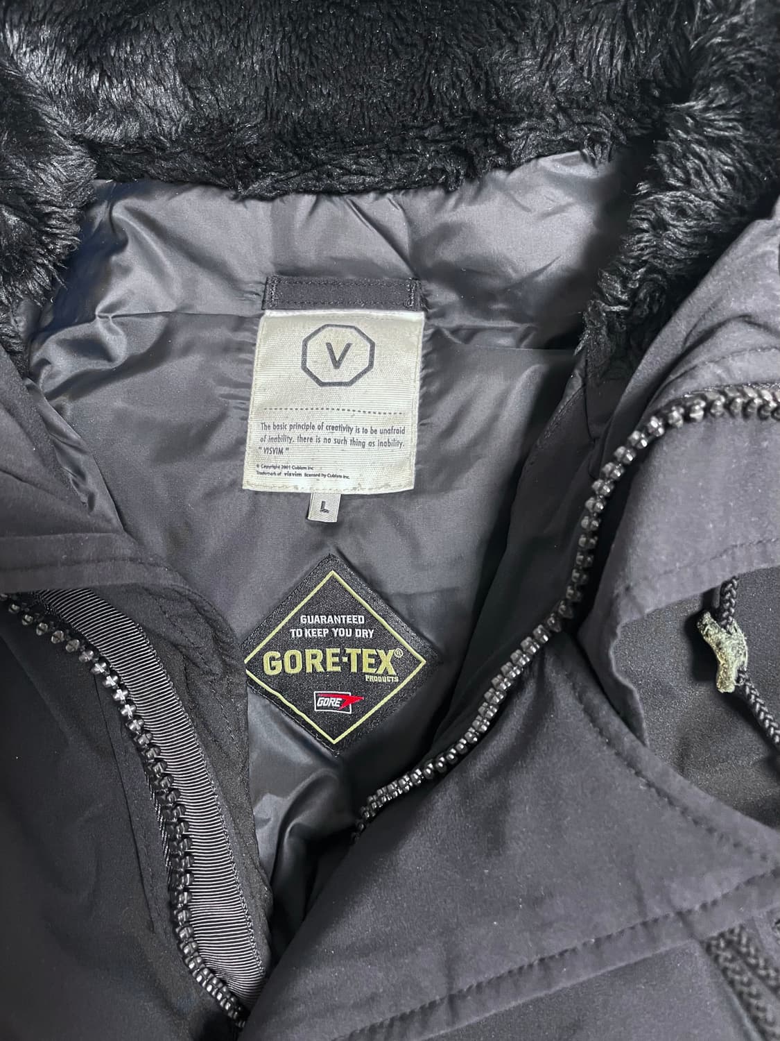 비즈빔 고어텍스 발데즈 다운 봄버 L 네이버후드 더블탭스 상품이미지3