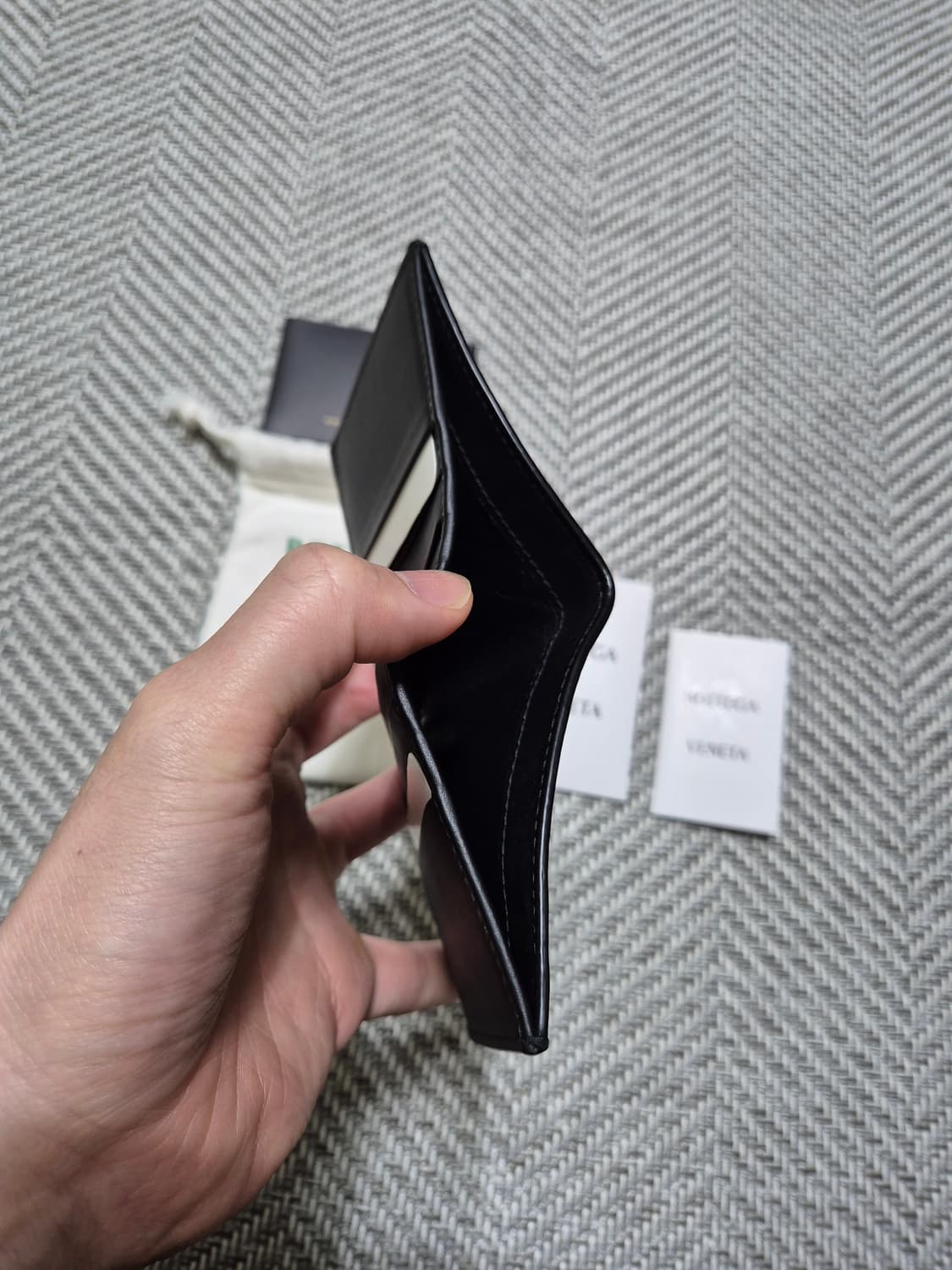 새상품급 보테가베네타 반지갑 인트레치아토 상품이미지5