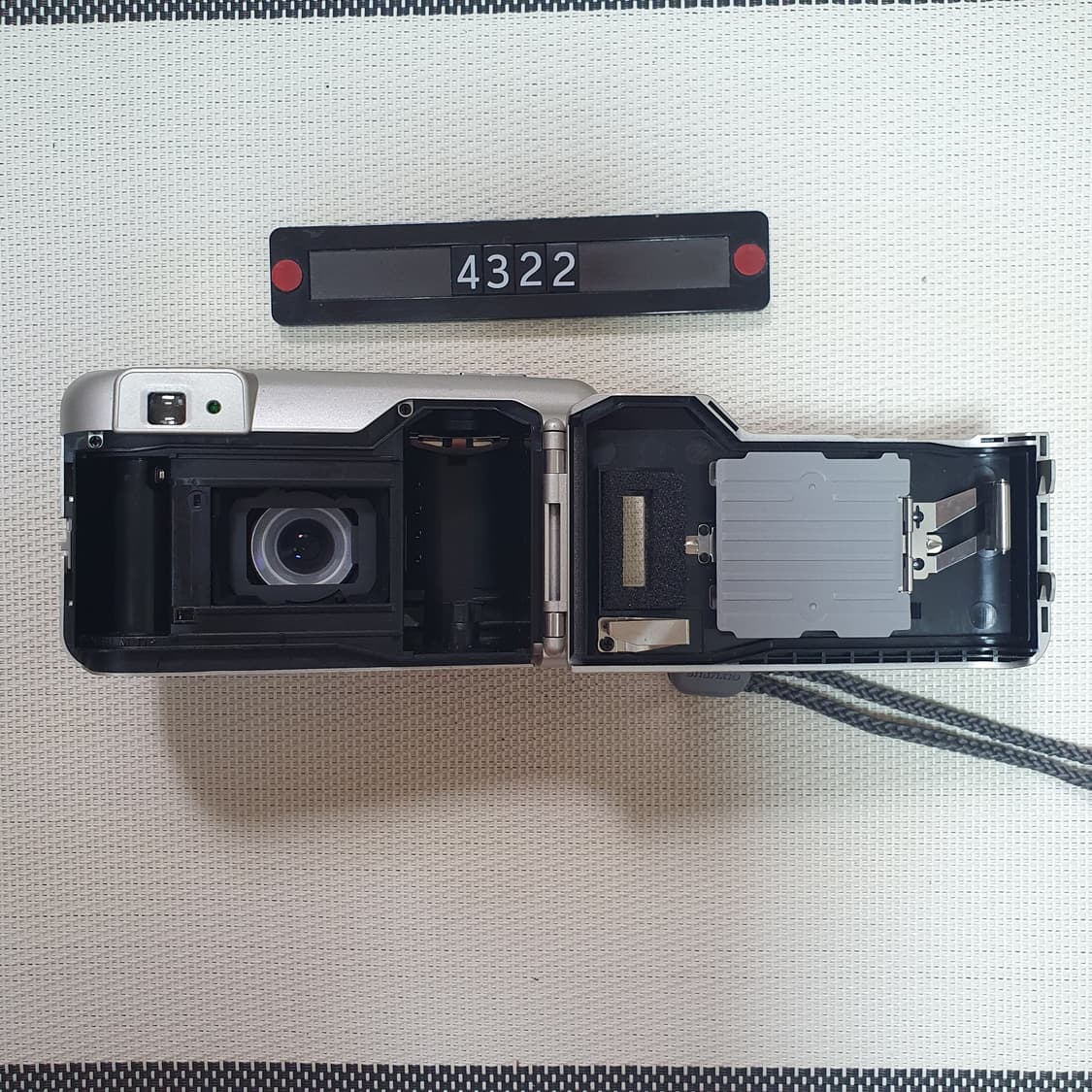 코니카 미놀타 줌 130 C DATE 필름카메라 상품이미지5