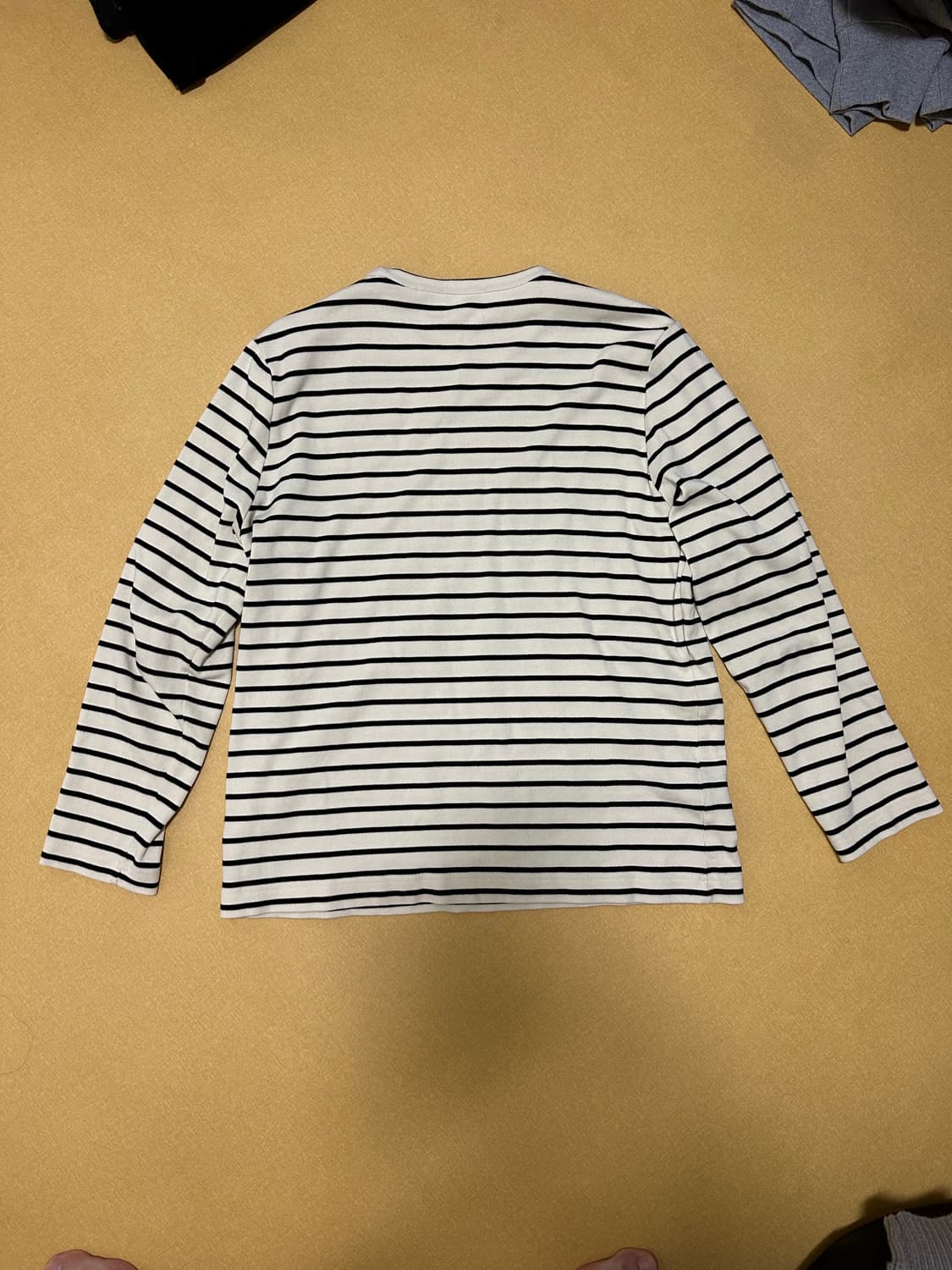 cos 스트라이프 티L 상품이미지2