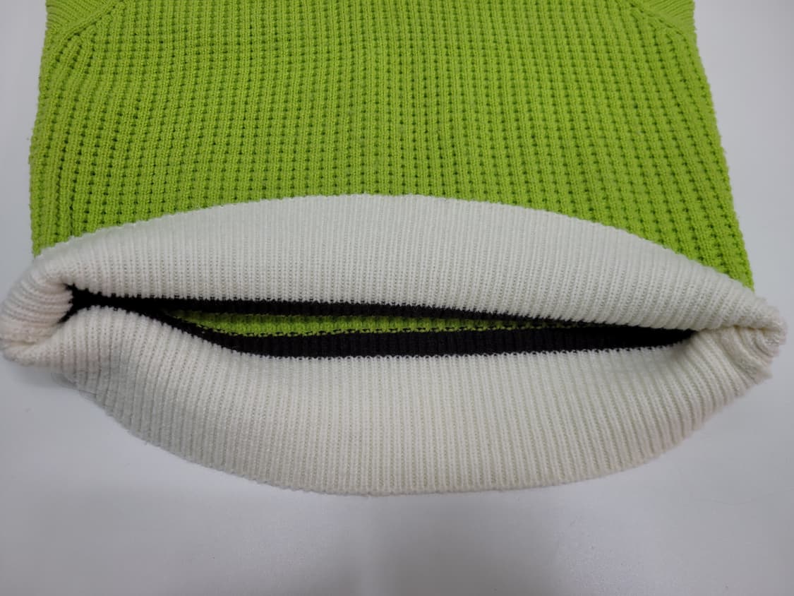 유니클로 x 마르니 팝콘 니트 브이넥 베스트 / 여 M 옐로우그린
 상품이미지6