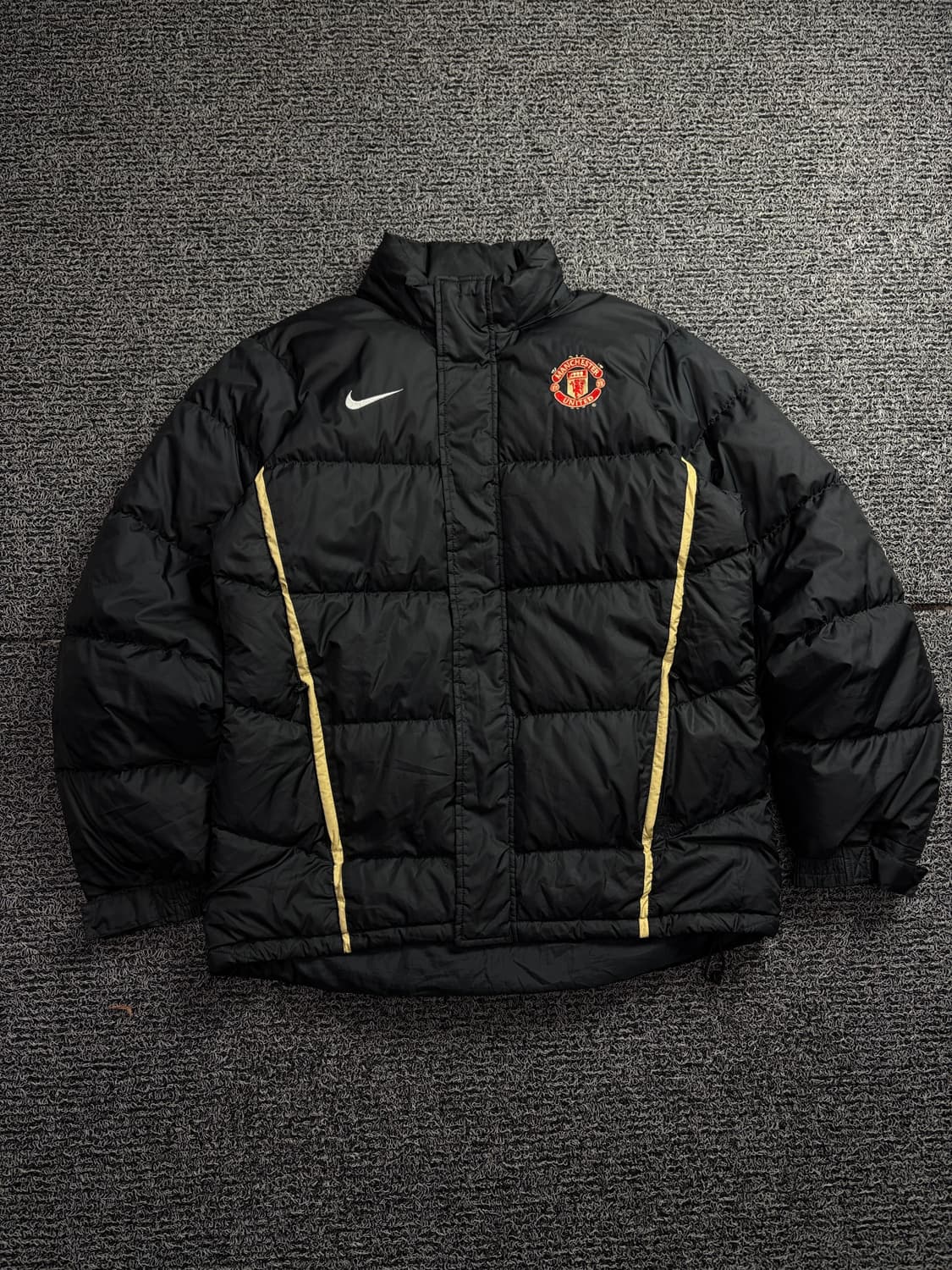나이키 맨체스터 유나이티드 레트로 다운 푸퍼 패딩 1861 상품이미지2