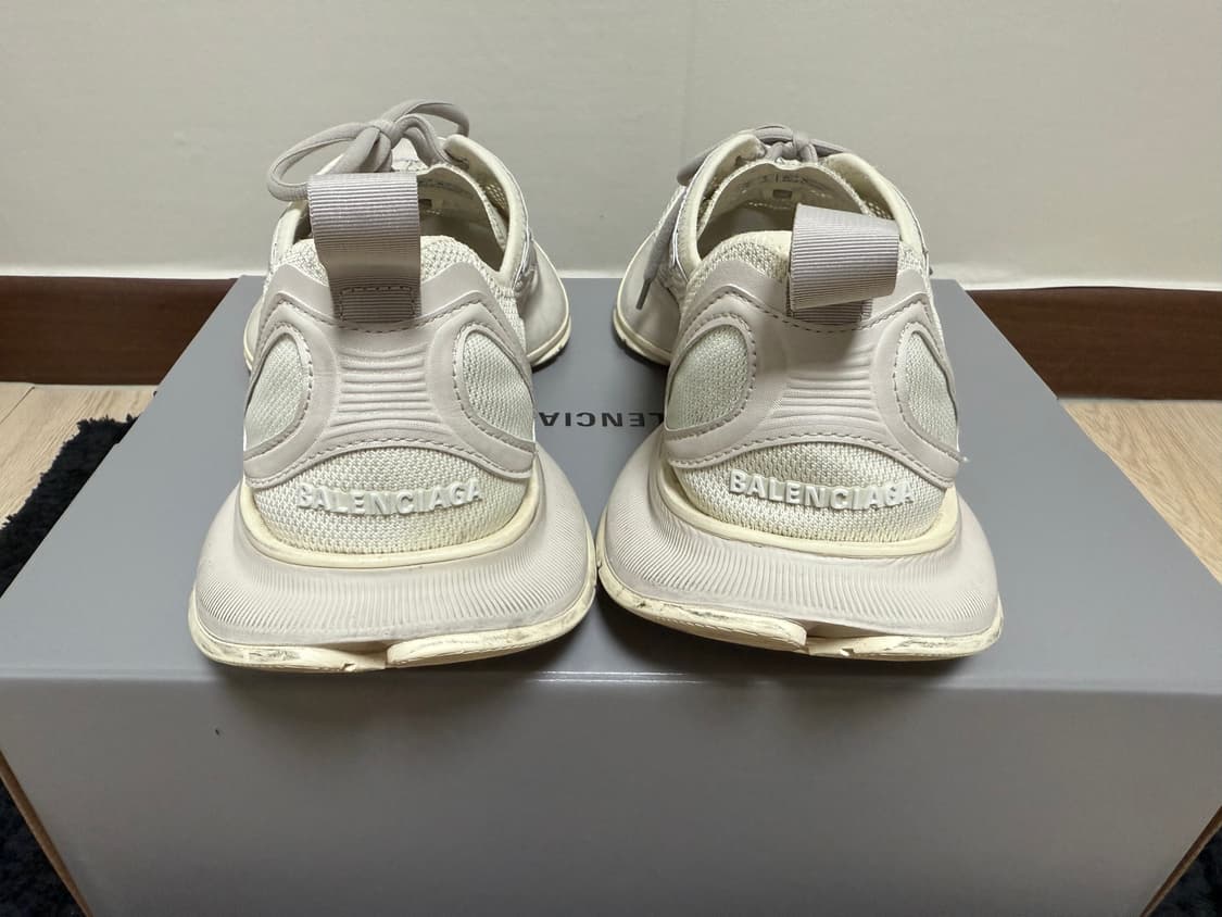 42) 발렌시아가 서킷 에그쉘 베이지 상품이미지7