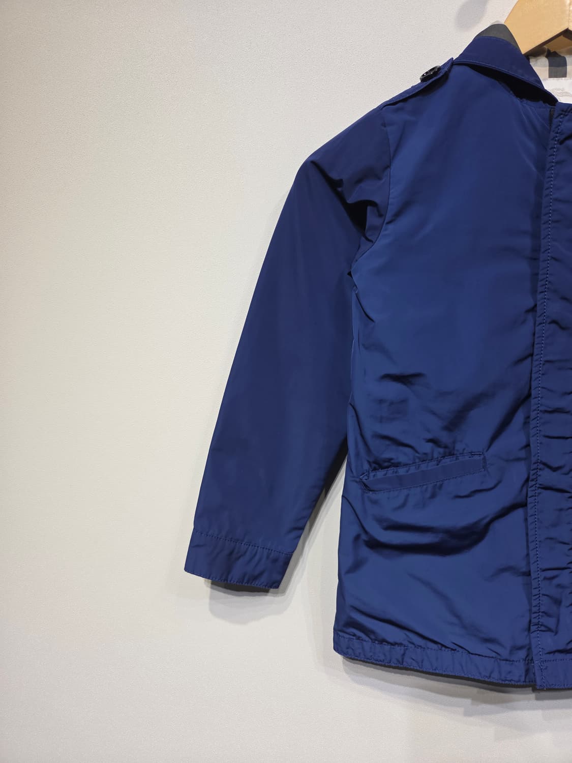 버버리 칠드런 네이비 후드 바람막이 자켓 상품이미지3