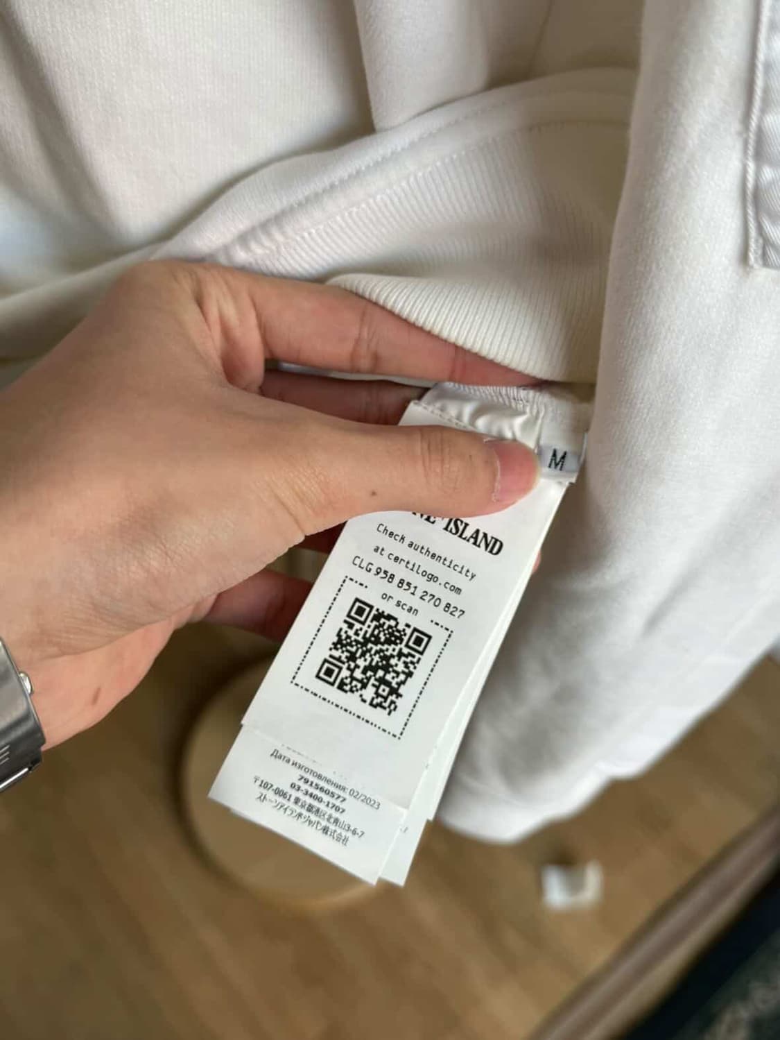 [23FW] 스톤아일랜드 포켓 와펜 패치 맨투맨 상품이미지5