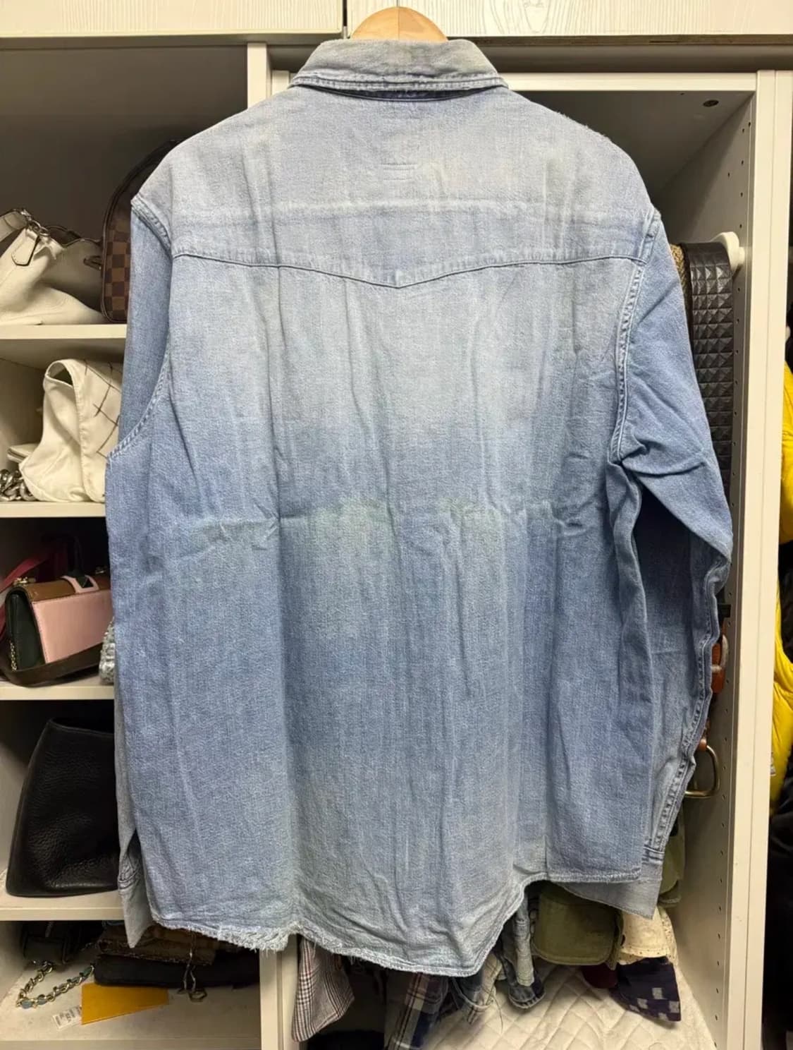 [4]비즈빔 24SS 소셜 스컬프처 데님 셔츠 크래쉬 상품이미지7