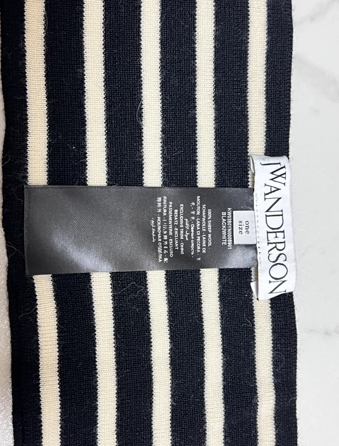 JW앤더슨 넥워머 상품이미지2