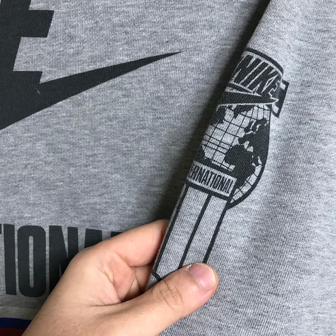 나이키 트랙앤필드 스웻셔츠 상품이미지3