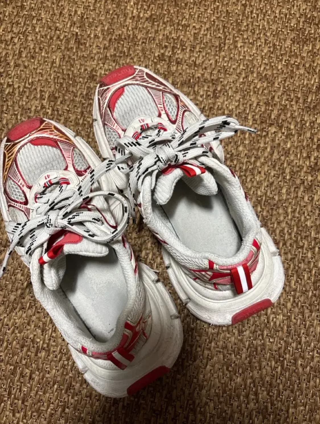 발렌시아가 3xl 레드 41사이즈  상품이미지1