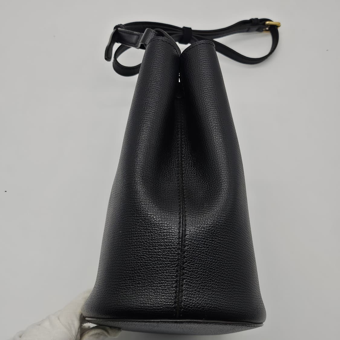 정품 버버리 헤이마켓 론 버킷백 상품이미지10