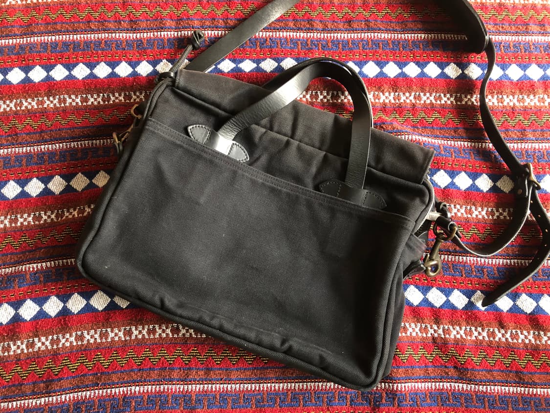 필슨 256 블랙 브리프케이스 상품이미지2