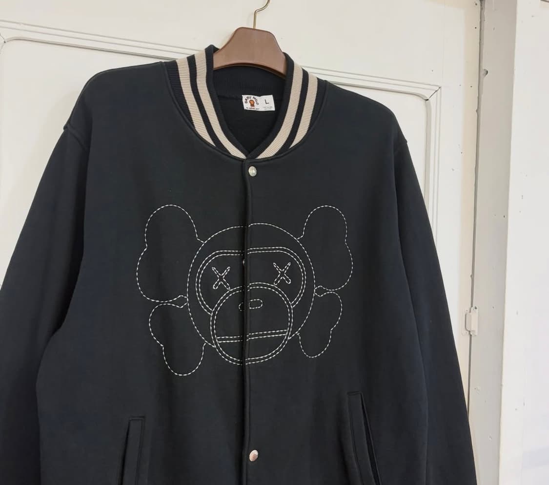 베이프X카우스 바시티 자켓 상품이미지1