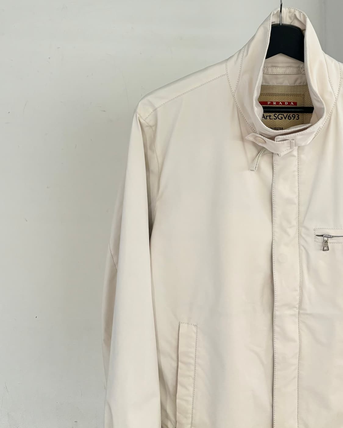 프라다 고어텍스 집업 자켓 상품이미지3