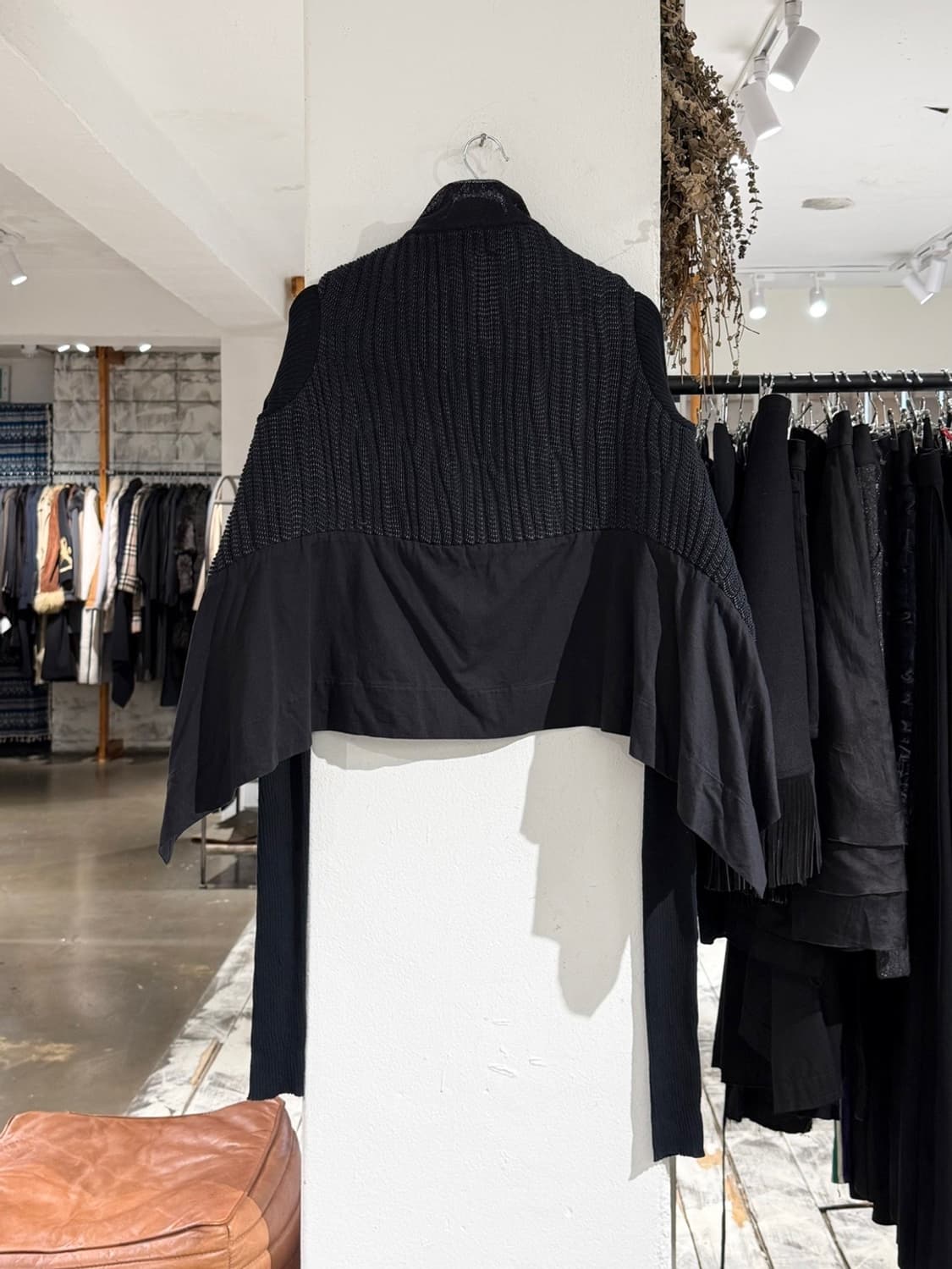 릭 오웬스 11SS ANTHEM 블랙 립드 니트 패널 가디건 상품이미지6