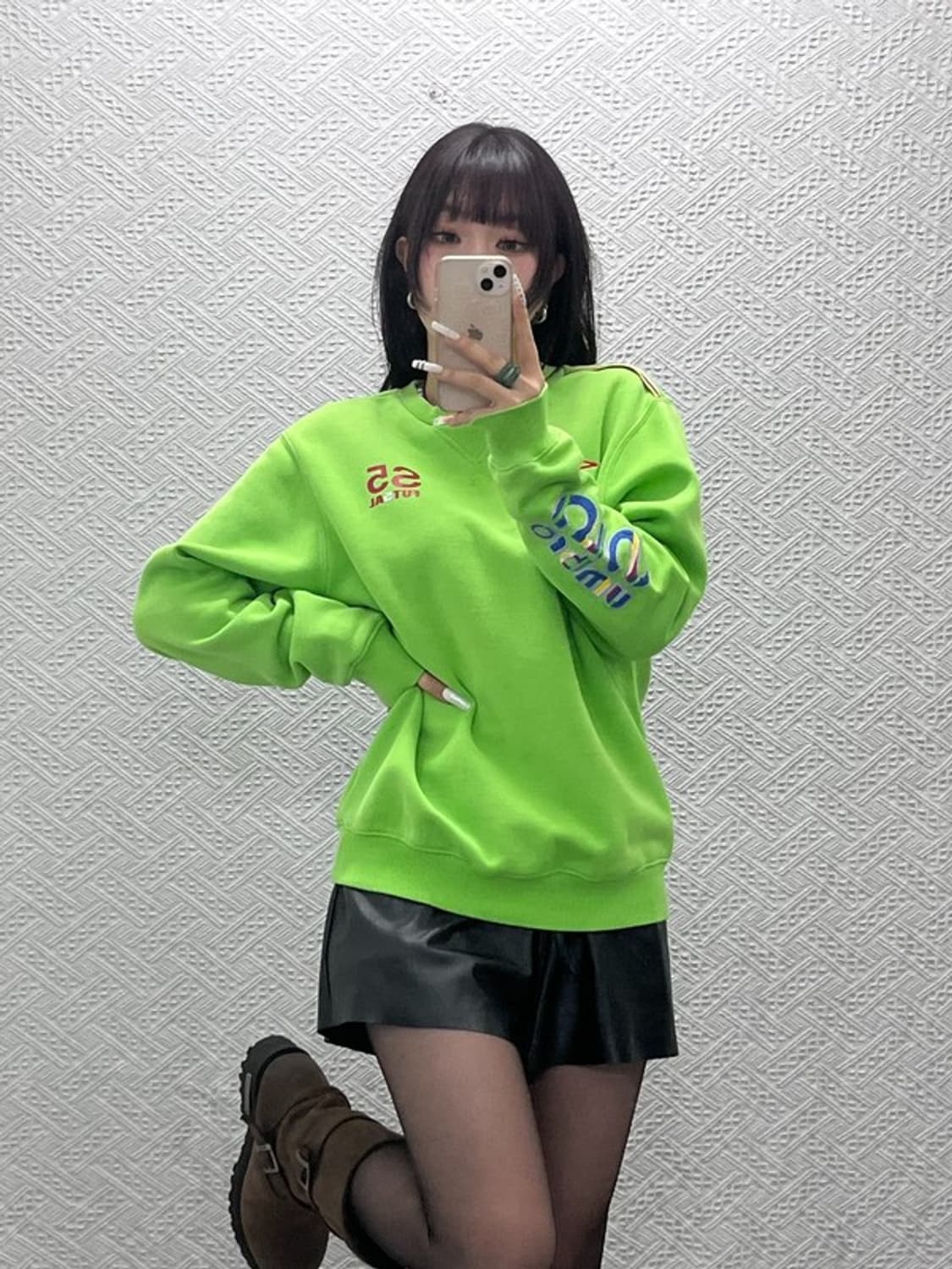 엄브로 올드스쿨 락 펑크 키치 네온그린 맨투맨 M C11026 상품이미지1