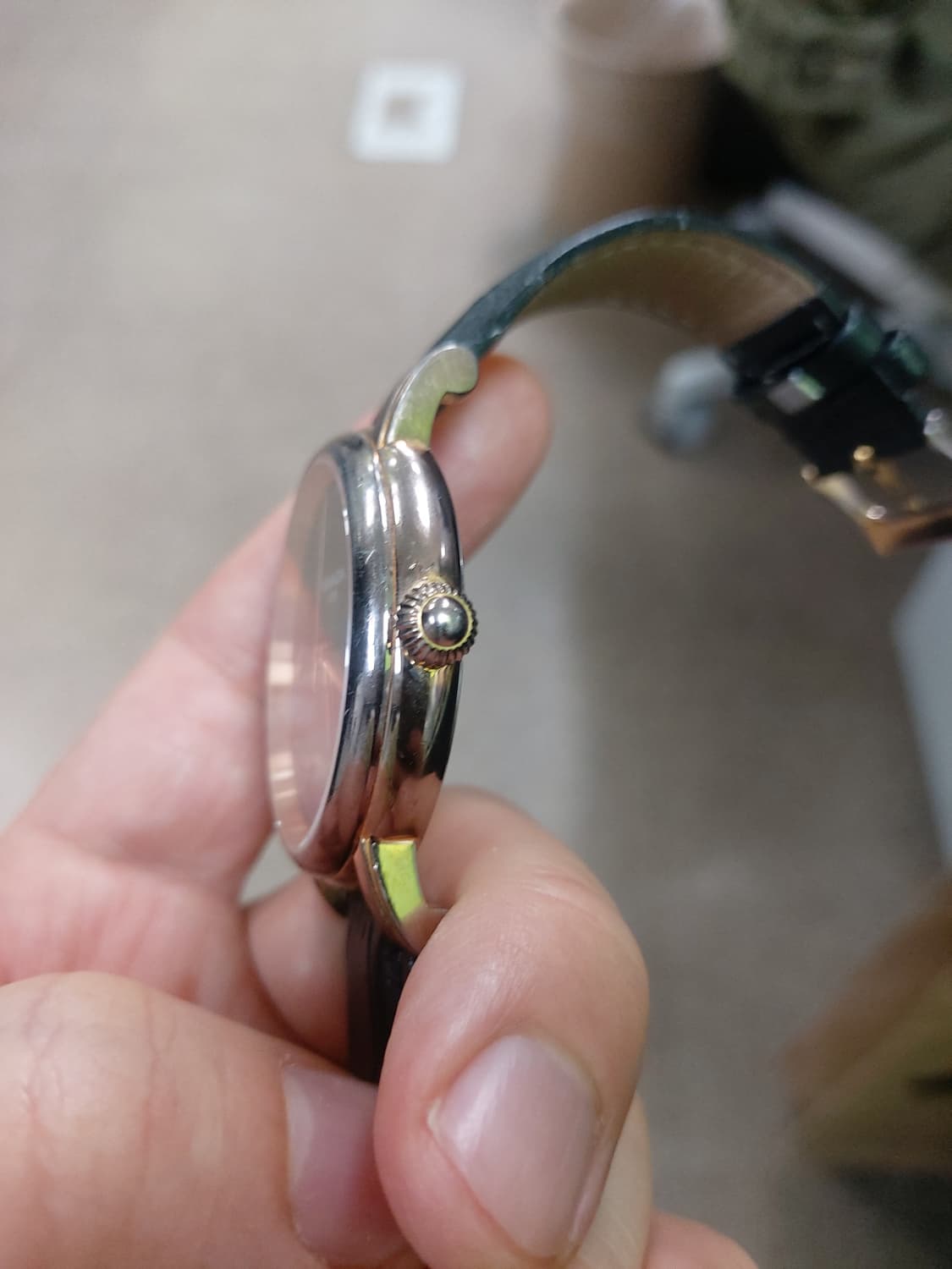 니바다 남성 가죽 시계 상품이미지2