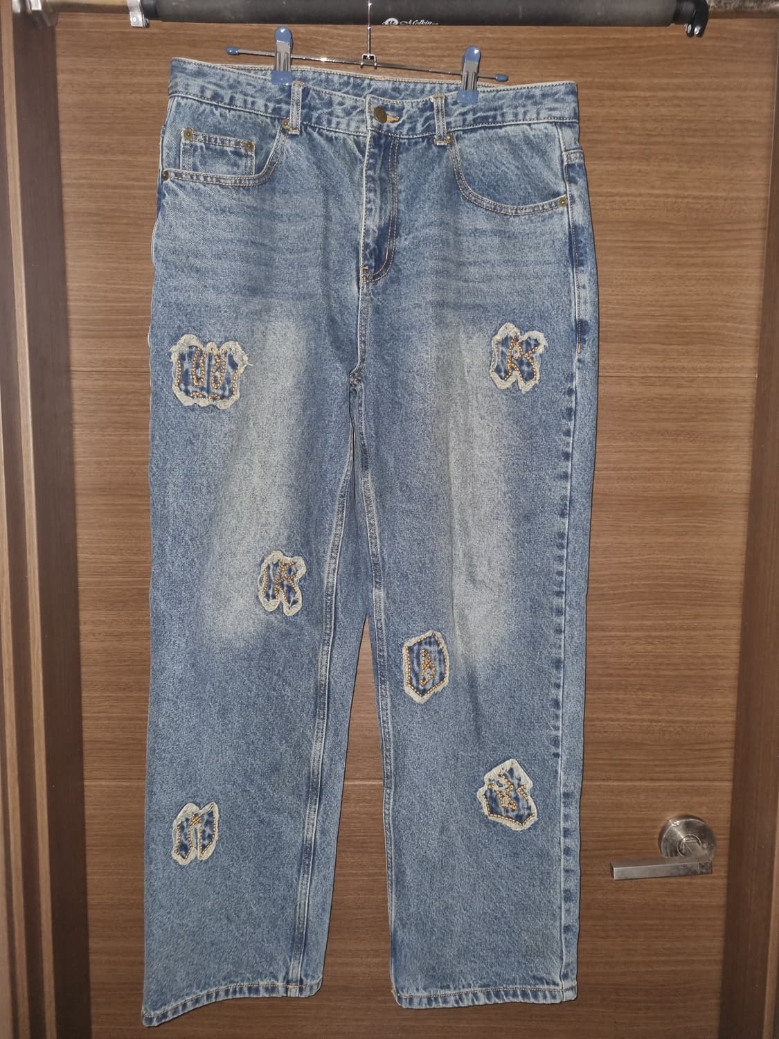 위캔더스 APPLIQUE DENIM PANTS (DENIM) 상품이미지1