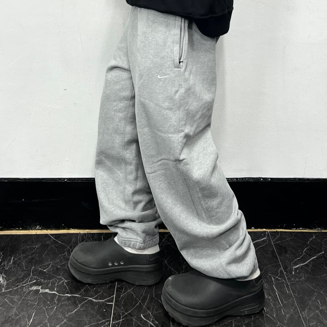 나이키 NRG 솔로스우시 스웻 팬츠 그레이 상품이미지1