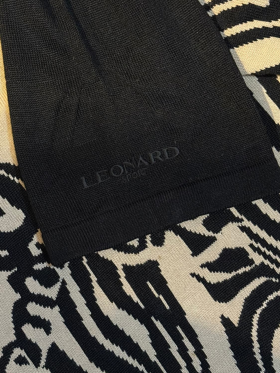 LEONARD SPORT 지브라 패턴 반팔 니트 폴로 톱 상품이미지6