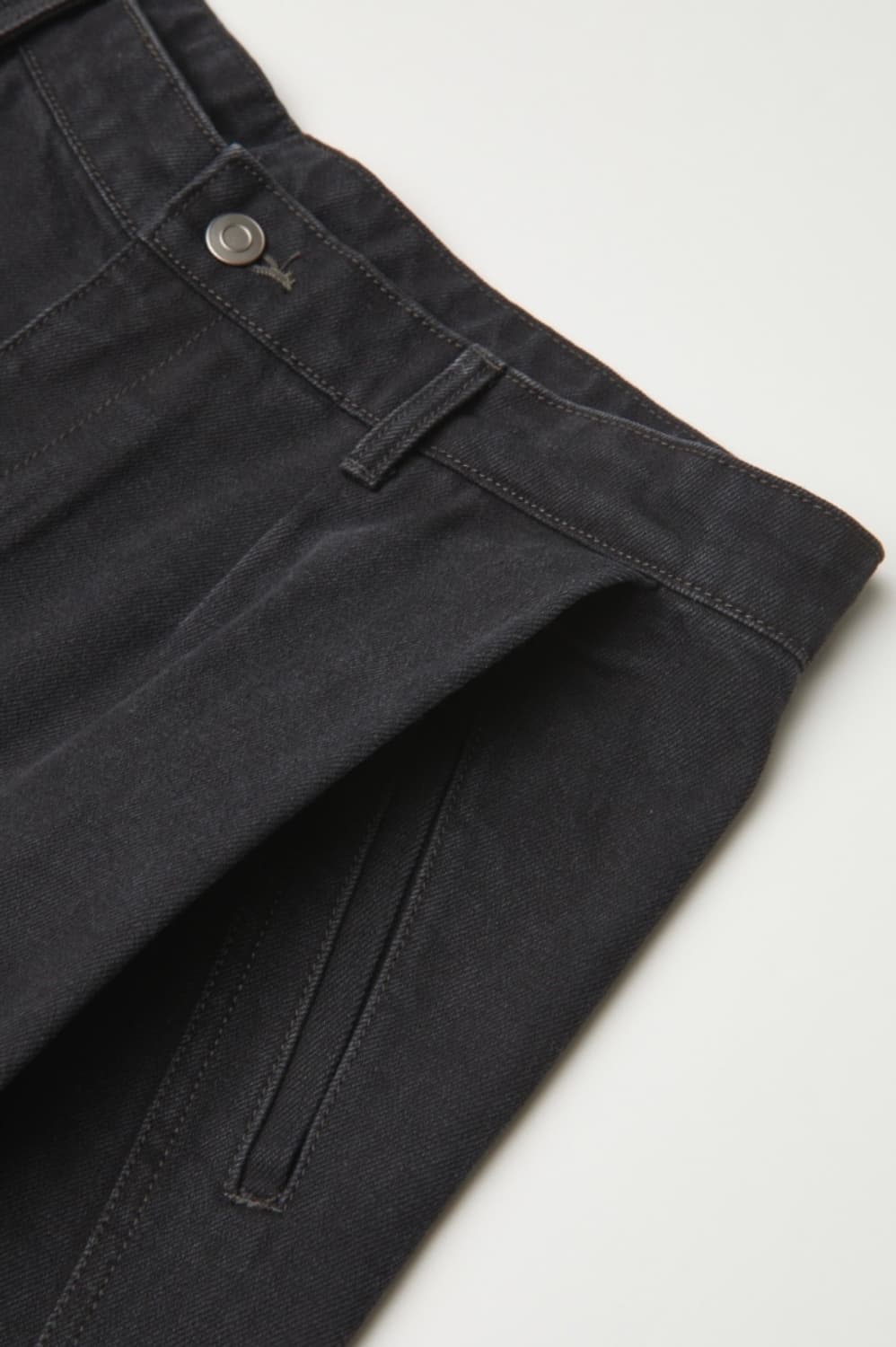 쿠어 딥 플리츠 커브드 데님 팬츠 블랙 L 상품이미지2