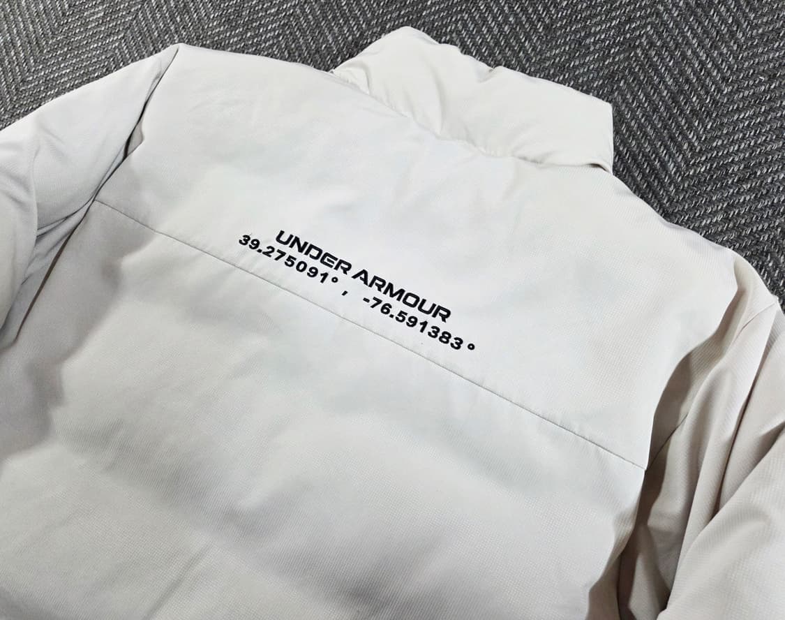 언더아머 UA 락 아이보리 패딩
 상품이미지5