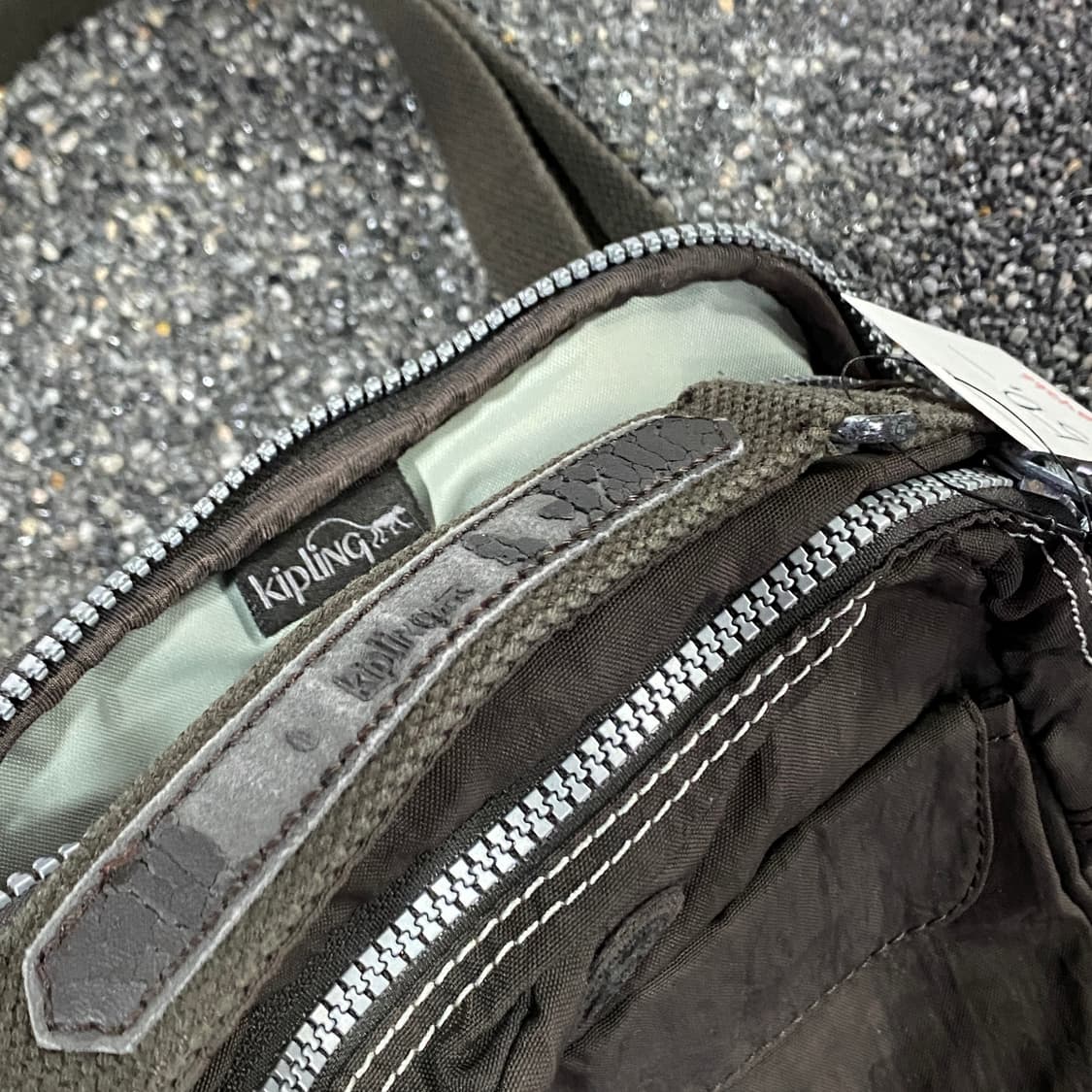 키플링 키링 브라운 미니 크로스백 B4266 상품이미지4