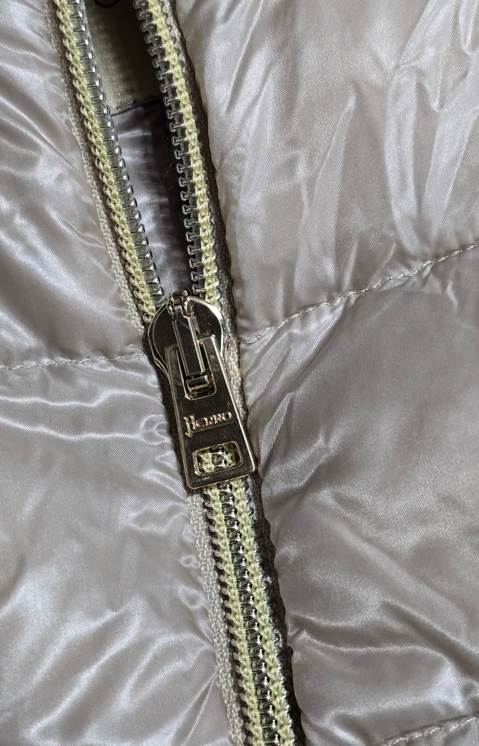 에르노 23FW 여성 세레나 구스다운 조끼패딩 베스트 48사이즈 상품이미지6