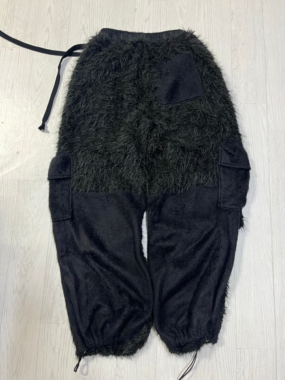 somsoc BAIL FUZZY CARGO PANTS_BLACK 상품이미지3