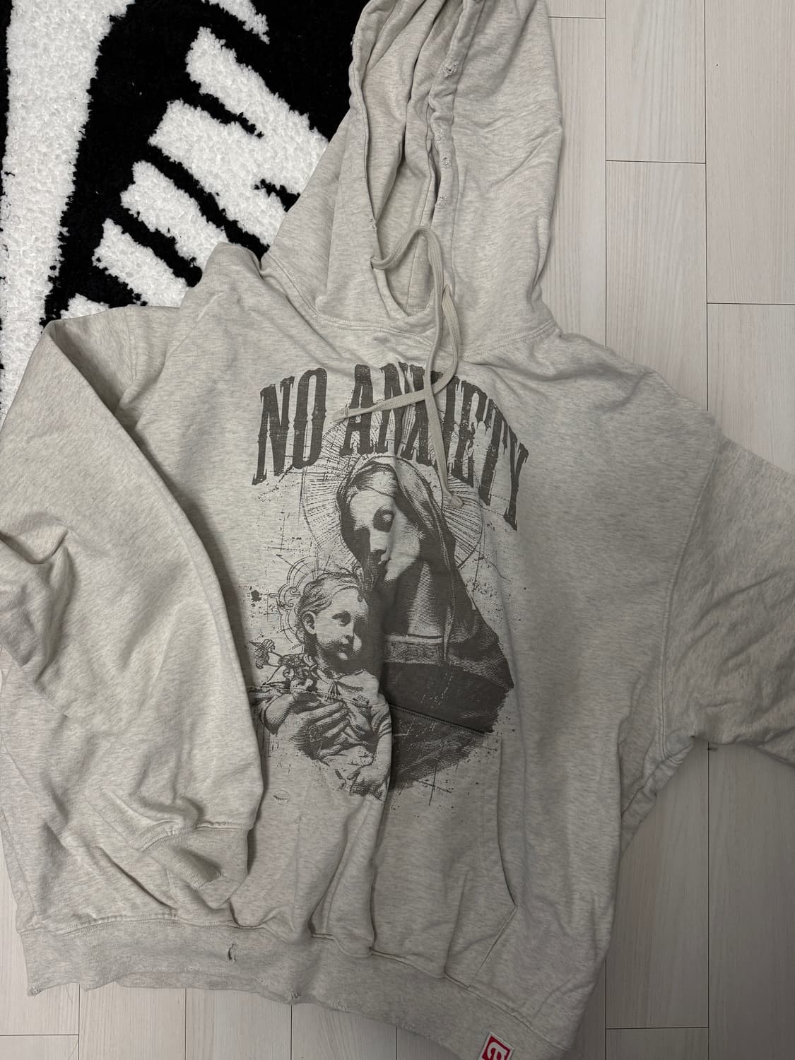 (L)엑스트라오디너리 후드티 상품이미지1