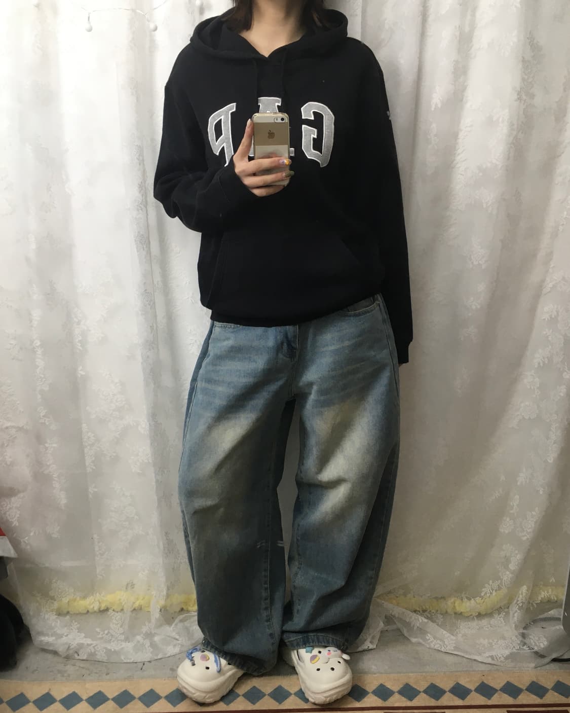 GAP Black Pullover Hoodie 상품이미지7