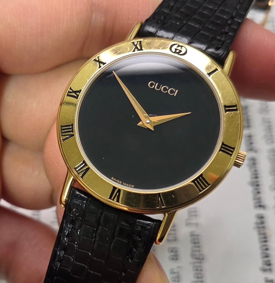 빈티지 구찌 클래식 3000.2.M 오닉스블랙 칼침핸즈 로만베젤 
 상품이미지2