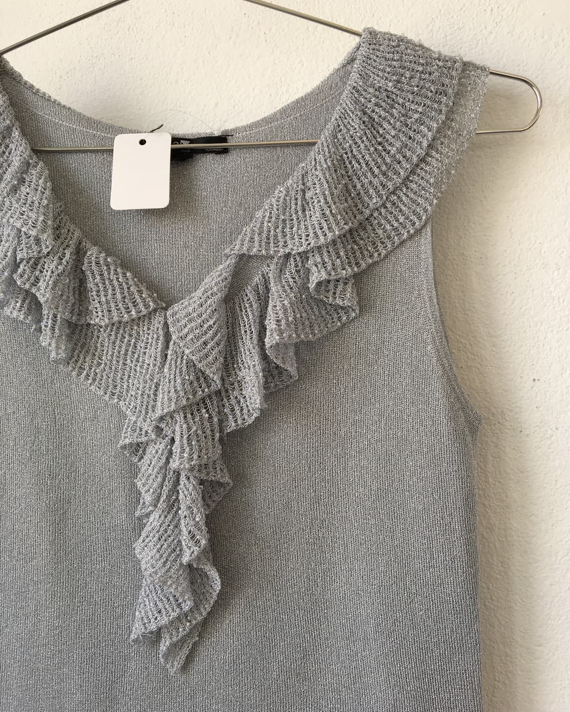 Glitter ruffle sleeveless 상품이미지4