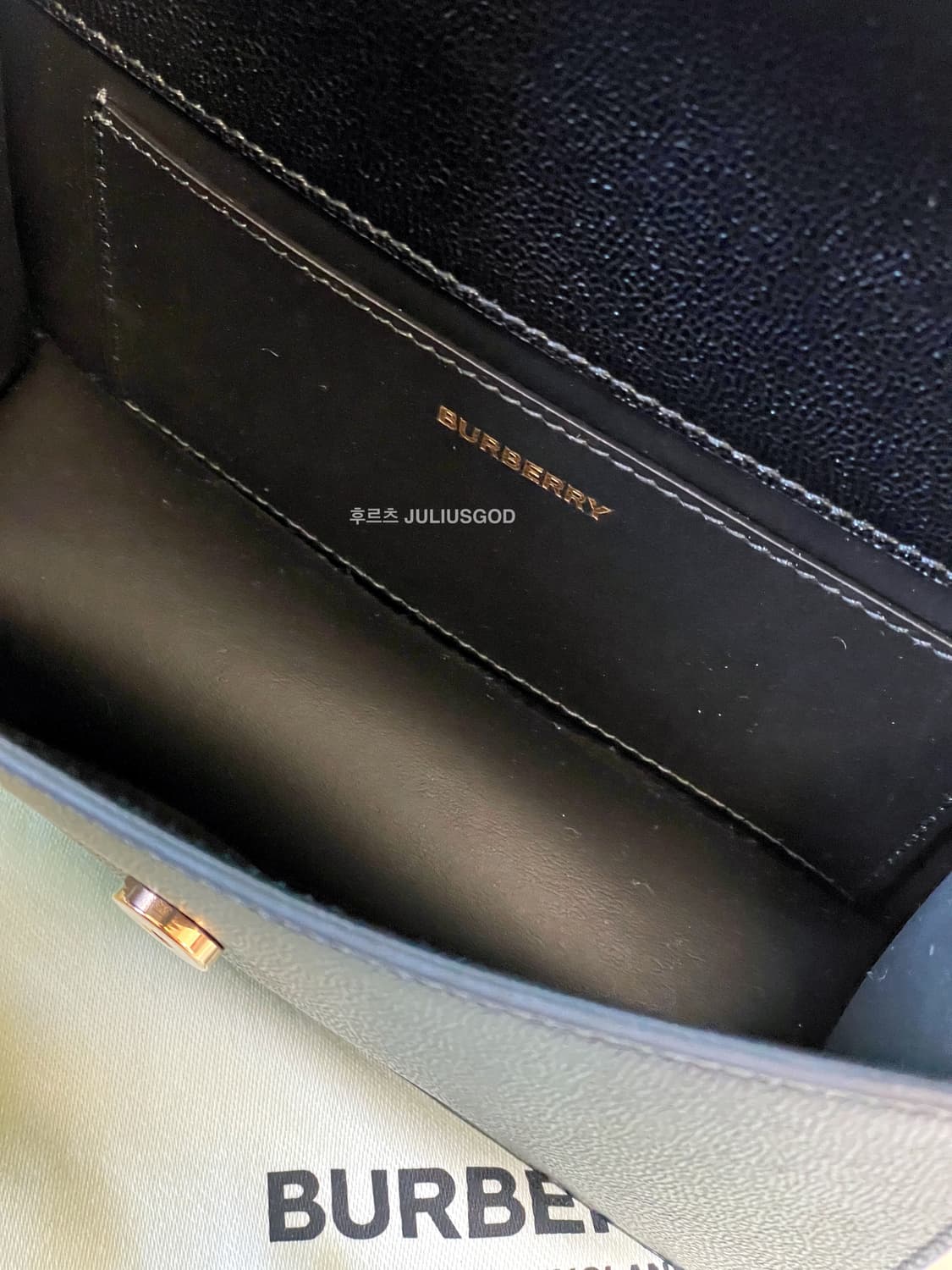 [정품, 새제품] 버버리 BURBERRY 체크 크로스백 클러치 가방  상품이미지8