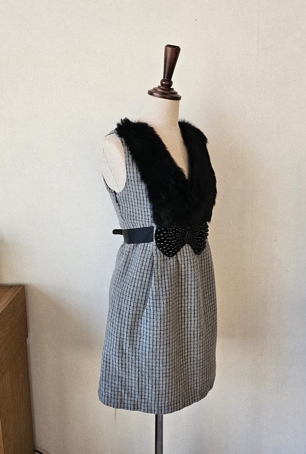 청담 편집샵 리얼 토끼털 퍼 진주 리본 원피스 44 / 하객룩 상품이미지4