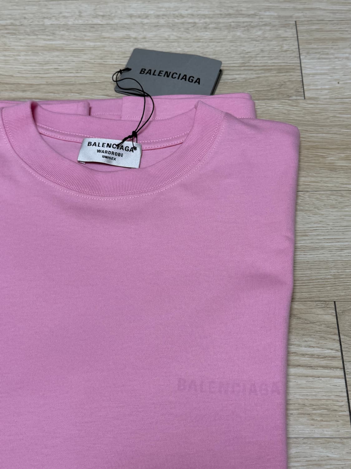 발렌시아가 티셔츠 상품이미지3