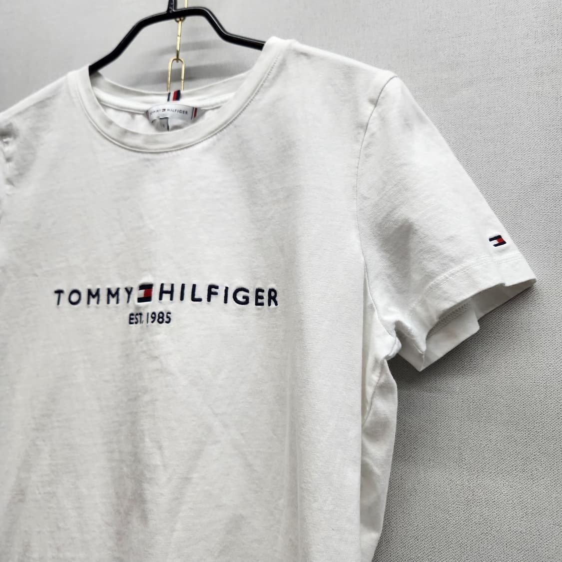 타미힐피거 빅로고 자수 반팔티 S(S) 상품이미지3
