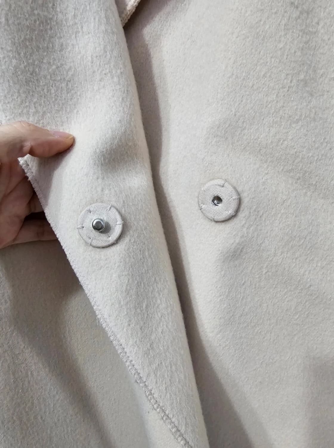 한섬 마인 MINE 핸드메이드 캐시미어 오버핏 코트 ~FREE 상품이미지4