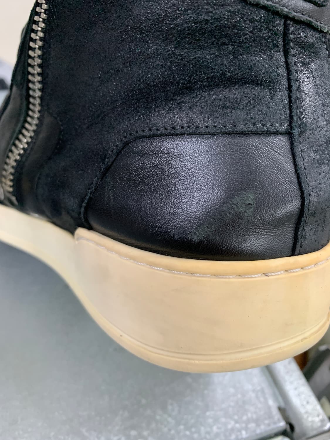 발망 레더 하이탑 스니커즈 42(265) 상품이미지7