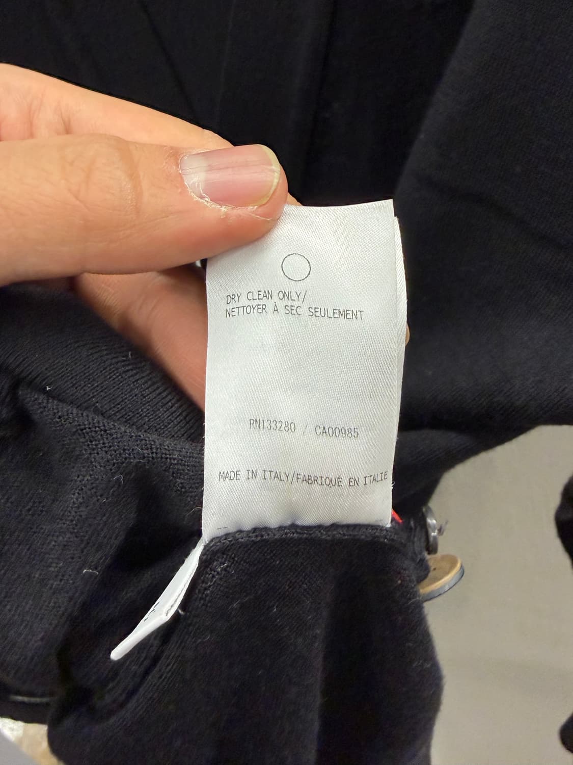 톰브라운 메리노울 4선 가디건 블랙 5 사이즈 상품이미지6