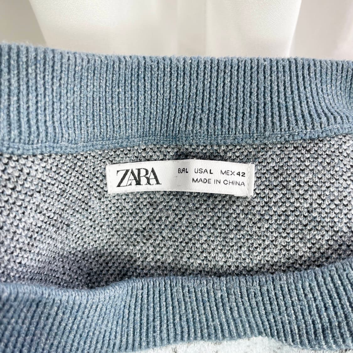 C2 자라(Zara) 앱스트랙트 자카드 스웨터 L사이즈 상품이미지4