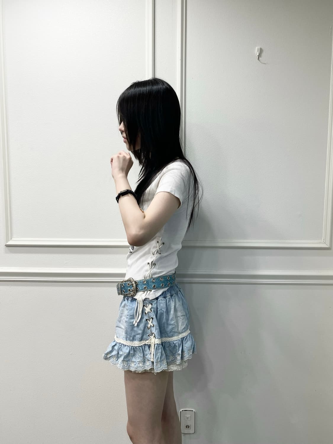 Y2K Lace-Up Detail Cross Print Slim Tee 상품이미지6