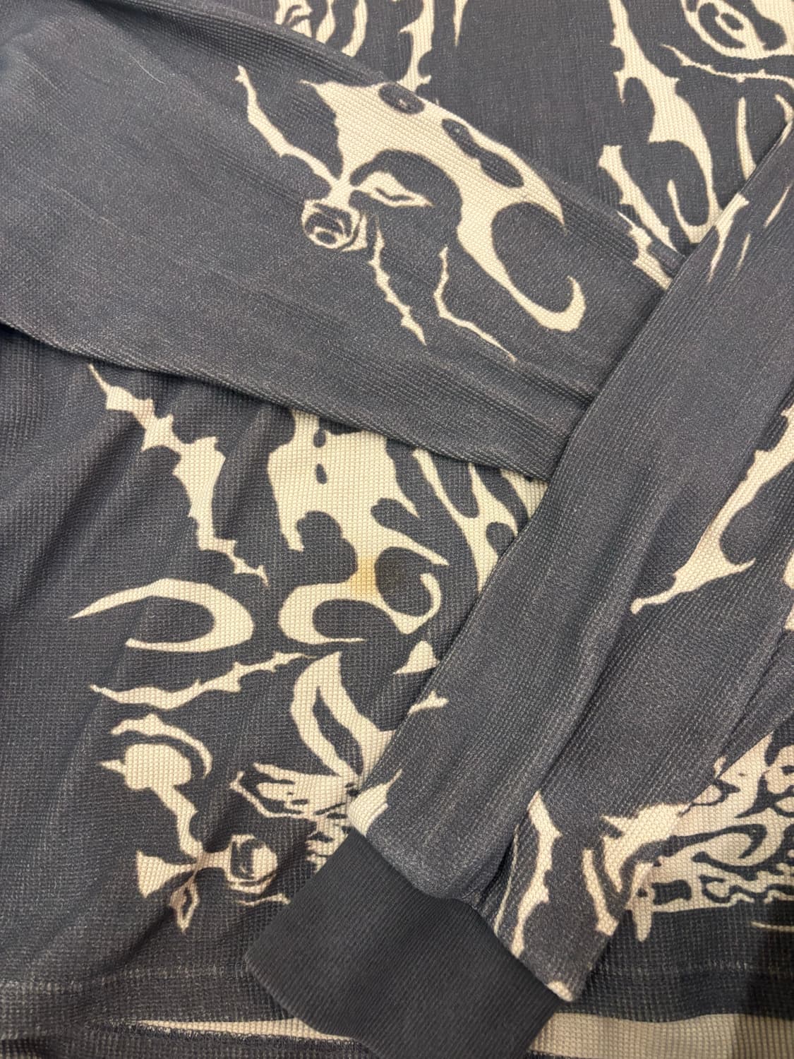 604 Service 패턴 롱슬리브 상품이미지3