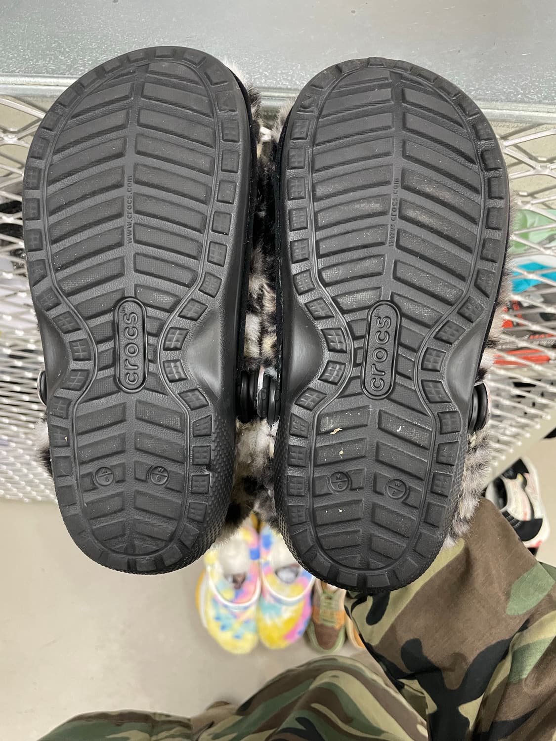 크록스 클래식 퍼 슈어 클로그 M6 (gr-4353) 상품이미지6