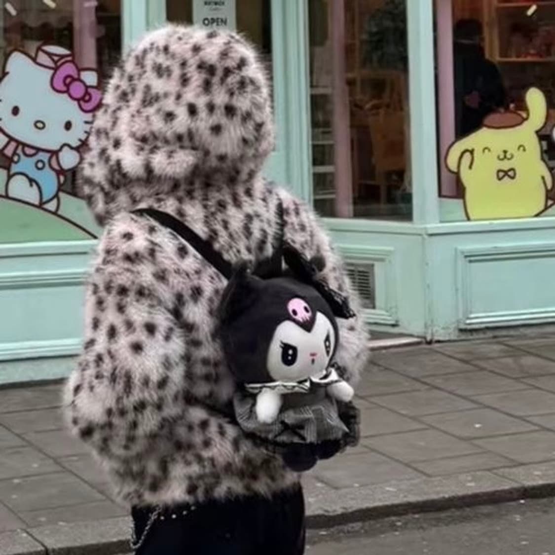 레오파드 퍼 후드 집업 상품이미지1