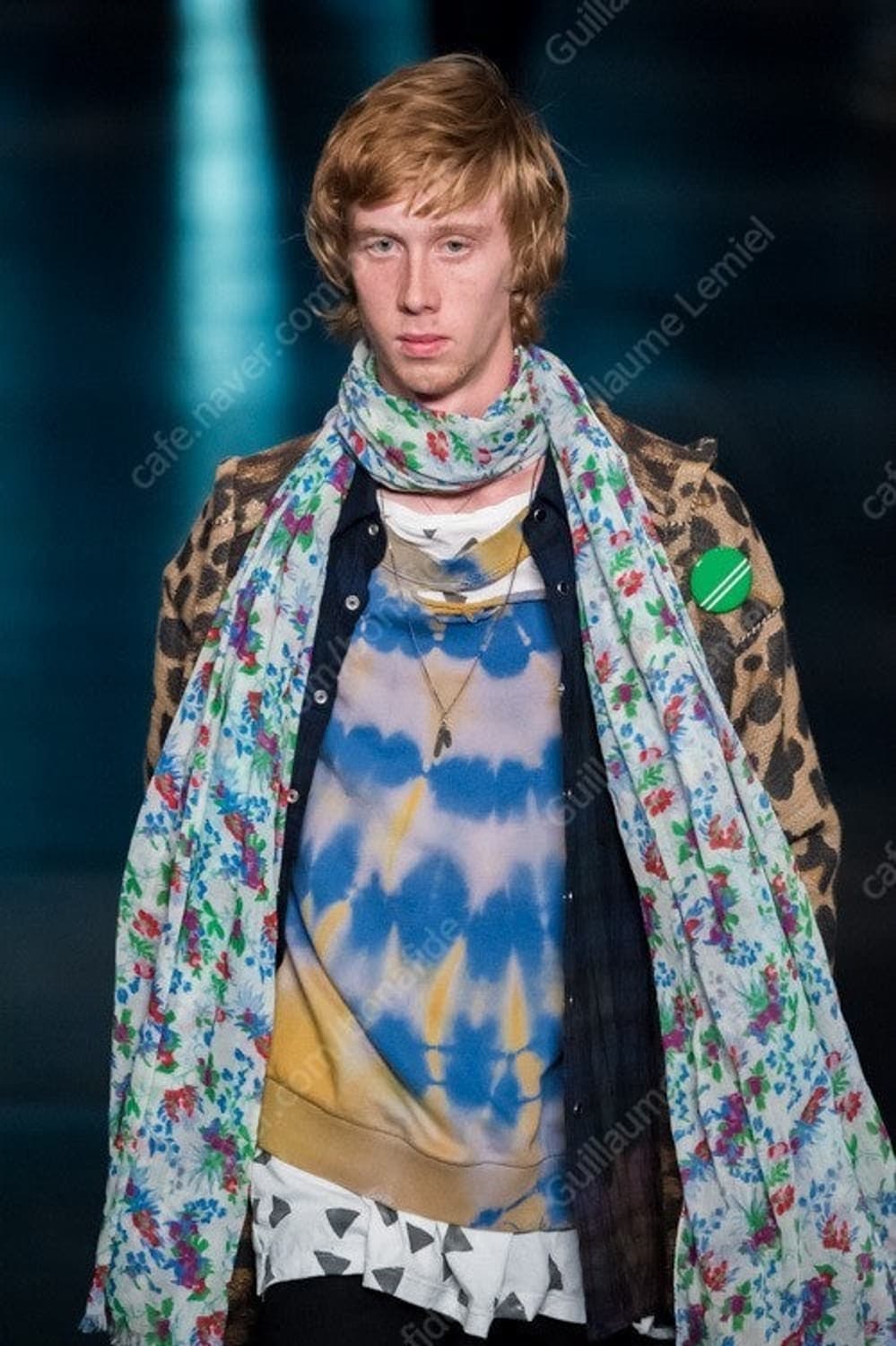 생로랑 서프시즌 플라워 스카프 16ss 에디 슬리먼 상품이미지3