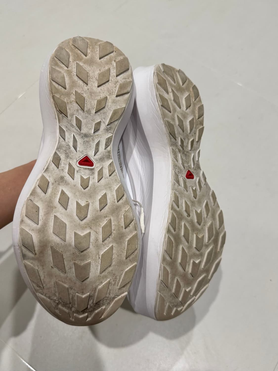 살로몬 꼼데가르송 펄사 화이트 235 상품이미지4