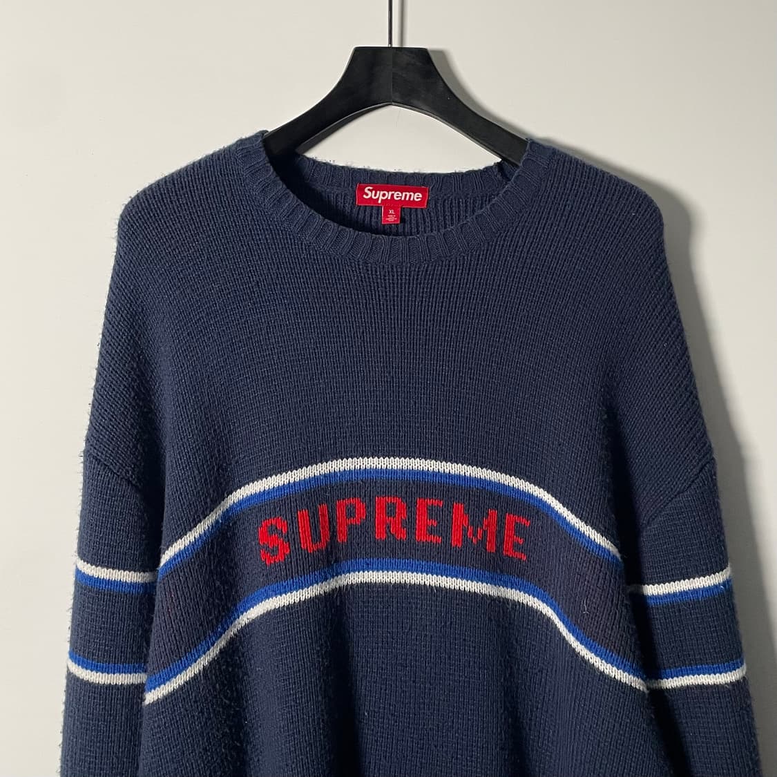 23FW 슈프림 체스트 스트라이프 네이비 니트 (on.95)  상품이미지2