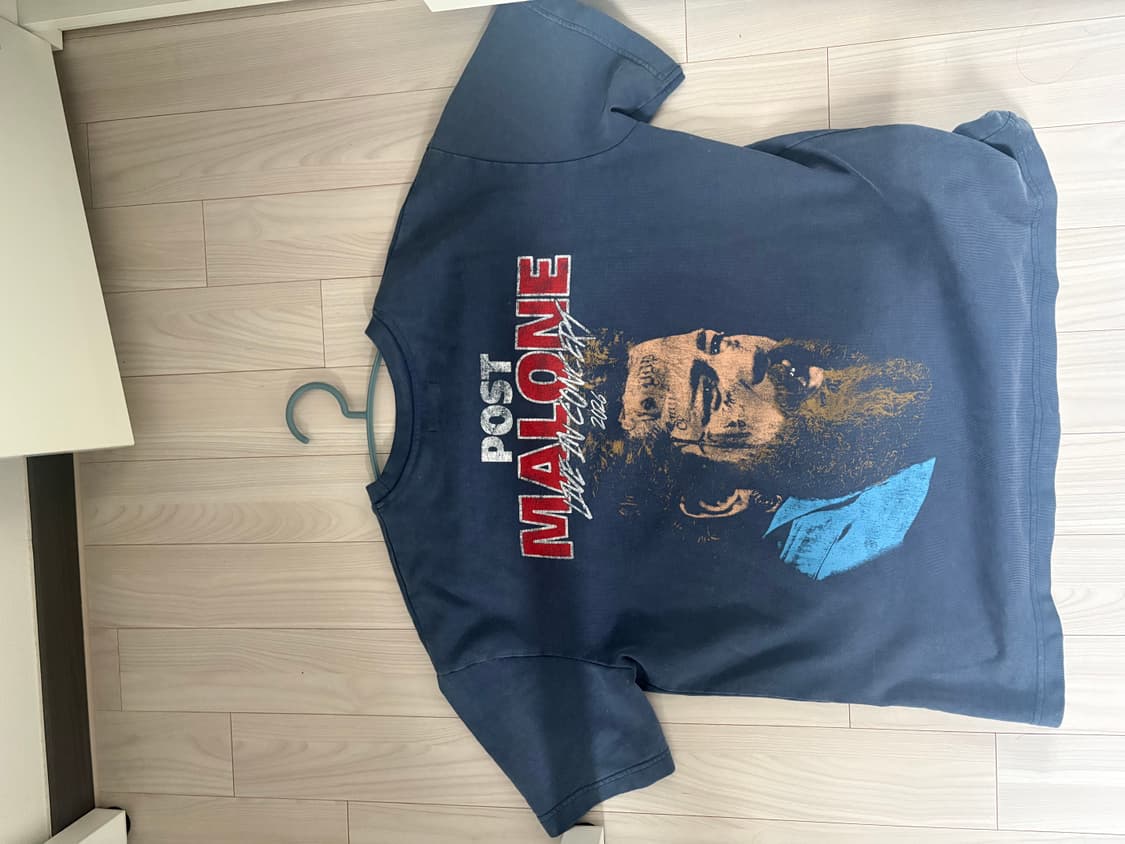 반팔 티셔츠 판매합니다 상품이미지1